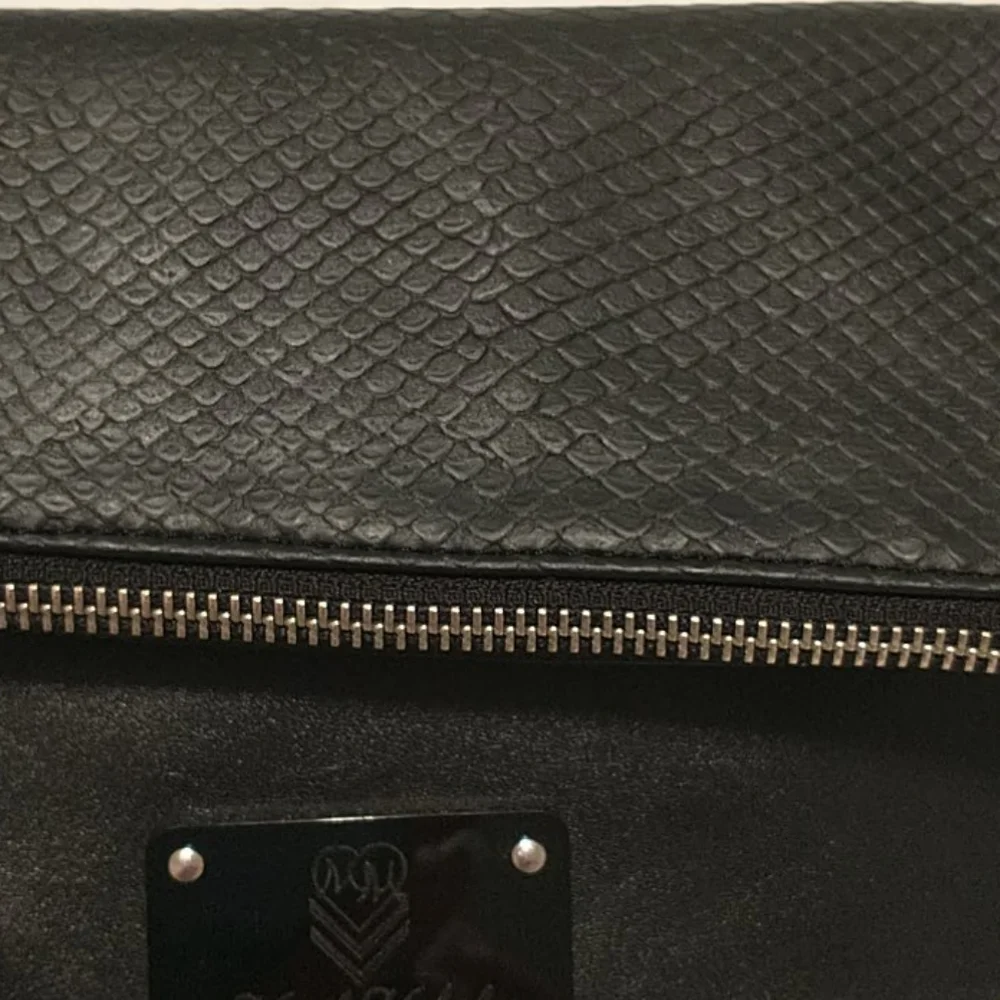 COPY - Metal Mulisha Clutch Purse - Picture 3 of 6